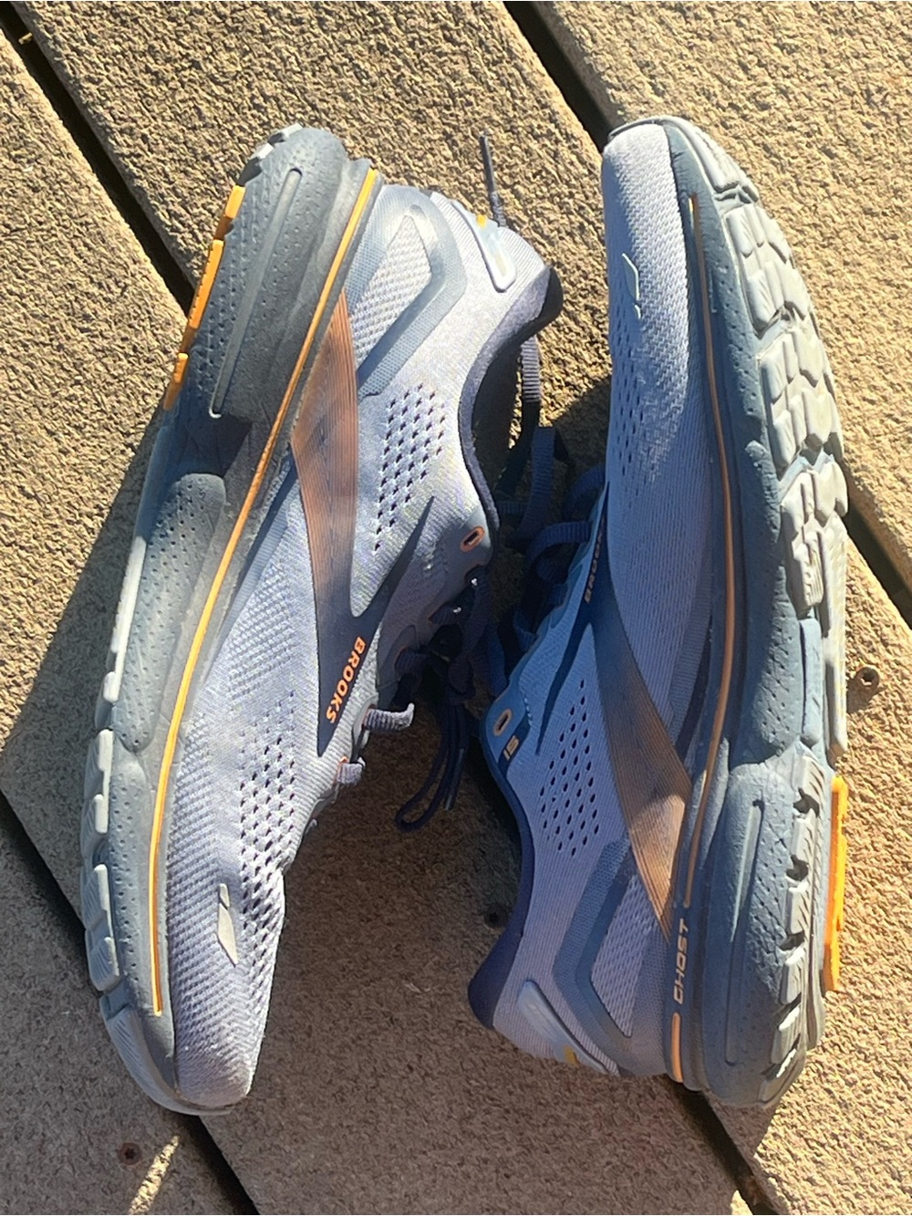 Brooks Men’s Light Blue Athletic Running Shoes with Orange Trim (10.5)
